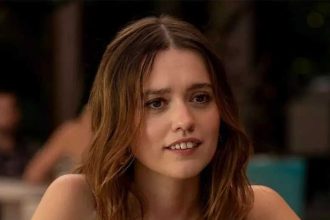 Aimee Lou Wood mentions her famed roles on ‘SNL’ UK
