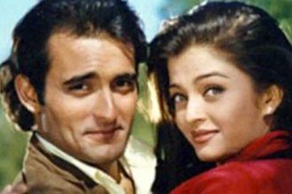 Akshaye Khanna’s old dance video with Aishwarya Rai will take you to 90s