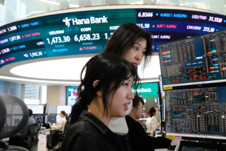 Asian stocks today: Markets mixed as oil prices, inflation worries weigh on sentiment