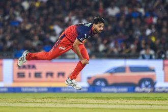 ‘Best after Bumrah!’ Karthik’s old Bhuvi verdict goes viral after MI masterclass