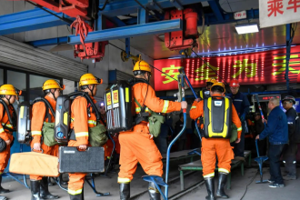 China mine blast: Death toll rises to 90; Beijing orders crackdown as rescue ops continue — top developments