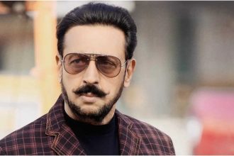 Gulshan REVEALS SRK called him this era’s Pran Sahab