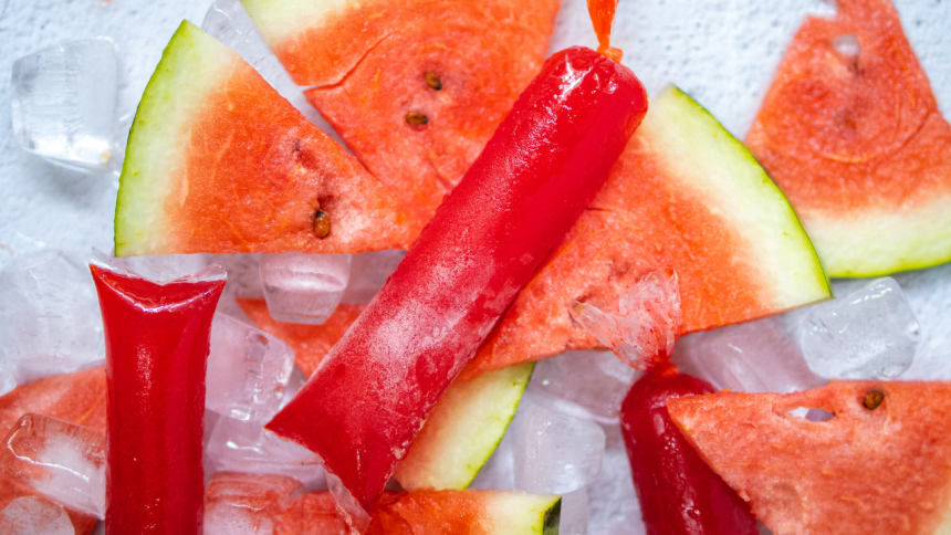 How to correctly store watermelons in summer to keep them fresh, juicy, and long-lasting