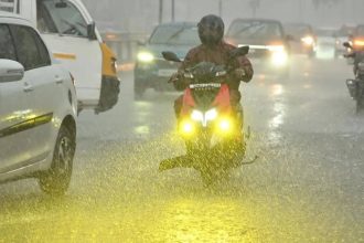 IMD issues heavy rain alert for several Tamil Nadu districts over the next few days