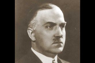In 1916, Jan Czochralski mistakenly dipped his pen into molten metal, and the strange discovery became the foundation of mode