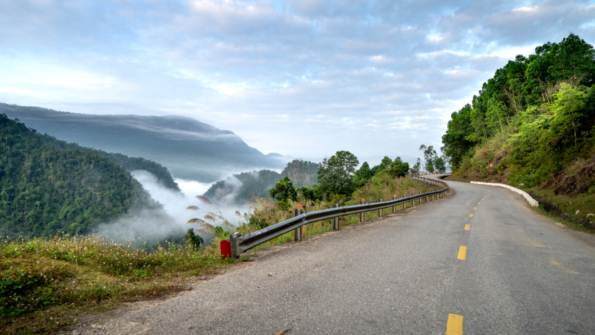 India's 5 most dangerous roads with stunning views; here’s what adventure seekers must know first