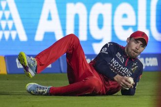 IPL 2026: Phil Salt returns home mid-season for scans, RCB face anxious wait