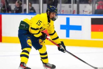 Ivar Stenberg NHL Draft rumor creates uncertainty for Chicago Blackhawks ahead of first-round pick decision