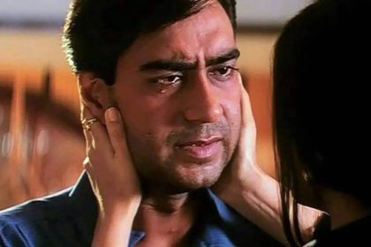 Mahesh Bhatt narrated 'Zakhm' to Ajay Devgn while he was in the shower