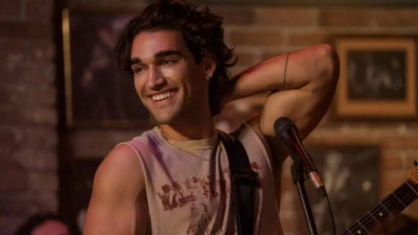 Meet Josh Heuston, the breakout star of 'Off Campus'
