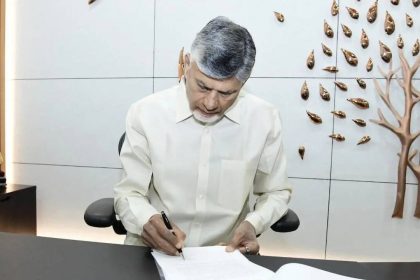 Naidu urges Centre to protect tobacco, aqua farmers amid tax and export crisis