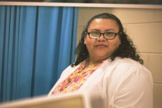 Pregnant woman forced to sign deportation papers after being held at US airport for days