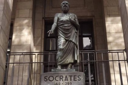 Quote of the day by Socrates: “Strong minds discuss ideas, average minds discuss events, weak minds discuss people”