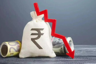 Rupee at 95.74, hits all-time low as oil prices pressure economy