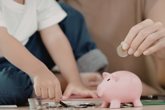 Smart money habits every child should learn early in life
