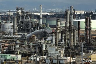 Strait trouble: Global oil tanks running dry at unprecedented pace as Hormuz remains choked
