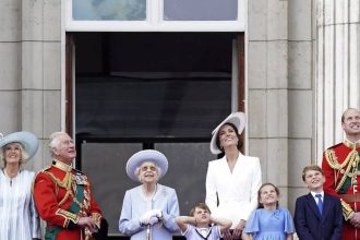 The sweet moment when Prince Louis stole the show on the Buckingham Palace balcony