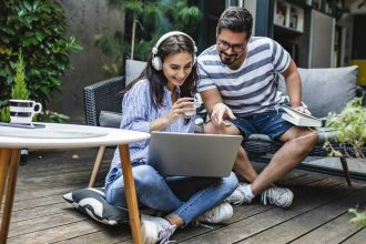Things you’ll only realise about your partner when you WFH together