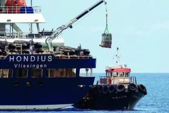 Two more passengers evacuated from cruise ship test hantavirus+