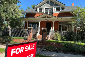 US mortgage rates hit highest level in nearly nine months, borrowing costs rise for homebuyers