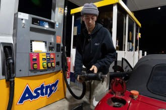 US petrol prices rise 50% since Iran war began, Strait of Hormuz disruption drives pump costs higher