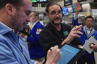 US stock markets today (May 27, 2026): Wall Street stays near record highs as easing oil prices lift sentiment