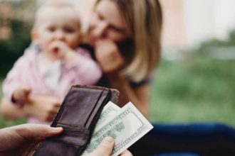 US to revoke passports of thousands of parents over unpaid child support, starting with debts above $100,000