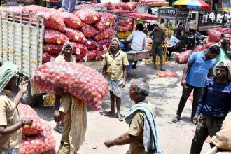 Weather & then war lead to tears in India’s onion basket