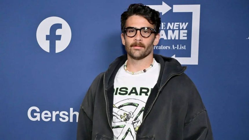 "Worried about getting sued": HasanAbi accuses Fox News of running a “stalker operation” during heated livestream