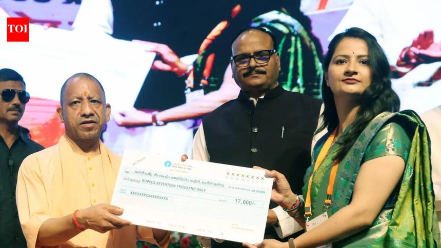 Yogi announces recruitment of 20k teachers to boost edu quality