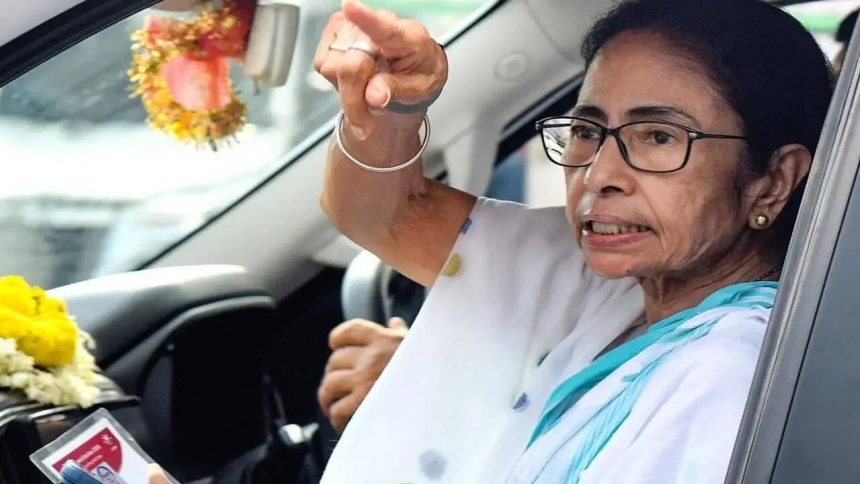 'You are arrogant': Mamata Banerjee heard scolding Kolkata hospital authorities