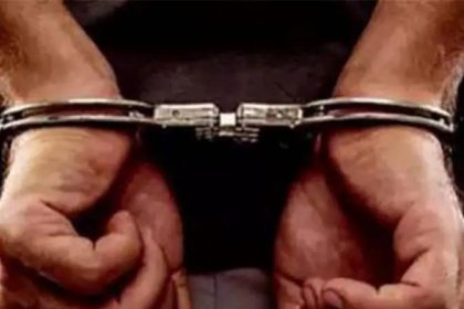 26-year-old man arrested for pushing and abusing Pune police personnel