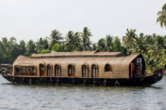 8 Kerala hill stations that are perfect summer escape: From Munnar to Ranipuram