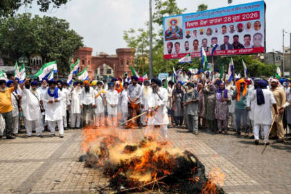 ‘Anti-farmer and anti-worker’: Kisan Mazdoor Morcha protest India-US trade deal, burn effigies of PM Modi and Donald Trum