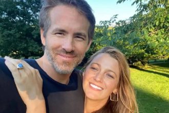 Blake Lively goes on a frozen yoghurt date with Ryan Reynolds