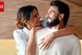 Deepika and Ranveer SPOTTED at new home - PICS