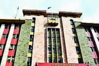 Despite opposition, PMC standing committee approves handing over select civic schools to be run by private organisation