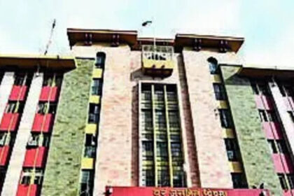 Despite opposition, PMC standing committee approves handing over select civic schools to be run by private organisation