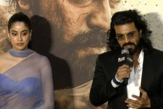 Did Janhvi Kapoor oppose to her camera angles in Peddi? Leaked chats claim so