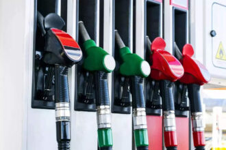 Govt bars industries from buying petrol, diesel at pumps; mandates bulk purchase route