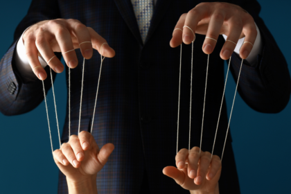 How to recognize manipulation: 5 life skills parents must teach children