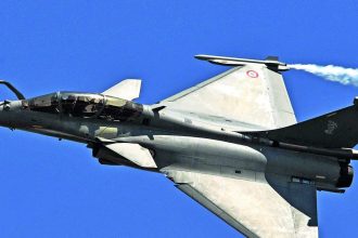 IAF chief in France, defence ministry issues LoR to Paris for 114-jet deal