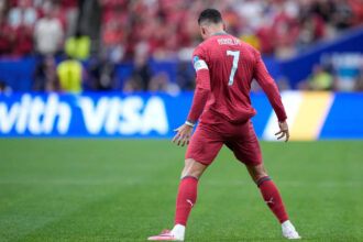 Ibrahimović's sarcastic response to Ronaldo's 'I'm back' declaration
