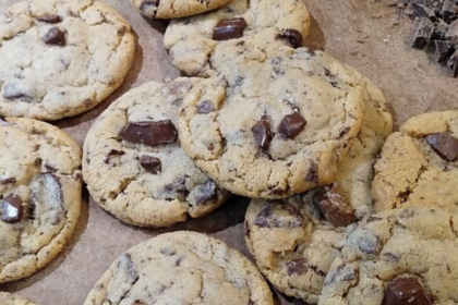 In 1938, Ruth Wakefield folded chopped chocolate into cookie dough, and created the chocolate chip cookie