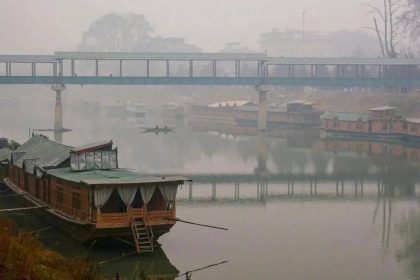 Jhelum houseboat owners fear water transport plan may damage Srinagar’s river heritage