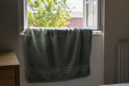 Keep your bedroom cool this summer without a fan by using this unconventional technique using a bathroom item