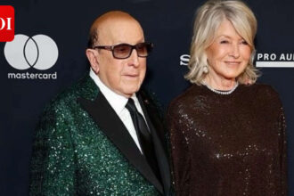 Martha Stewart remembers her friend Clive Davis