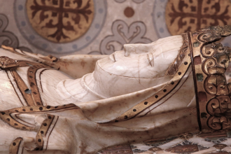 Most powerful queen of Europe unearthed after 700 years: Archaeologists finally opened the tomb of Queen Elisenda in Barcelon