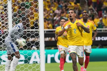 Muñoz fires Colombia into knockout stage with win over DR Congo