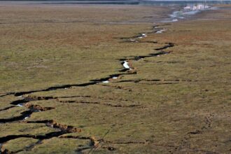 Mysterious deep earthquakes beneath Utah and Wyoming are puzzling scientists